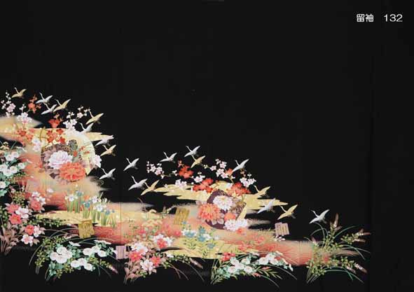 雲取り鶴に草花